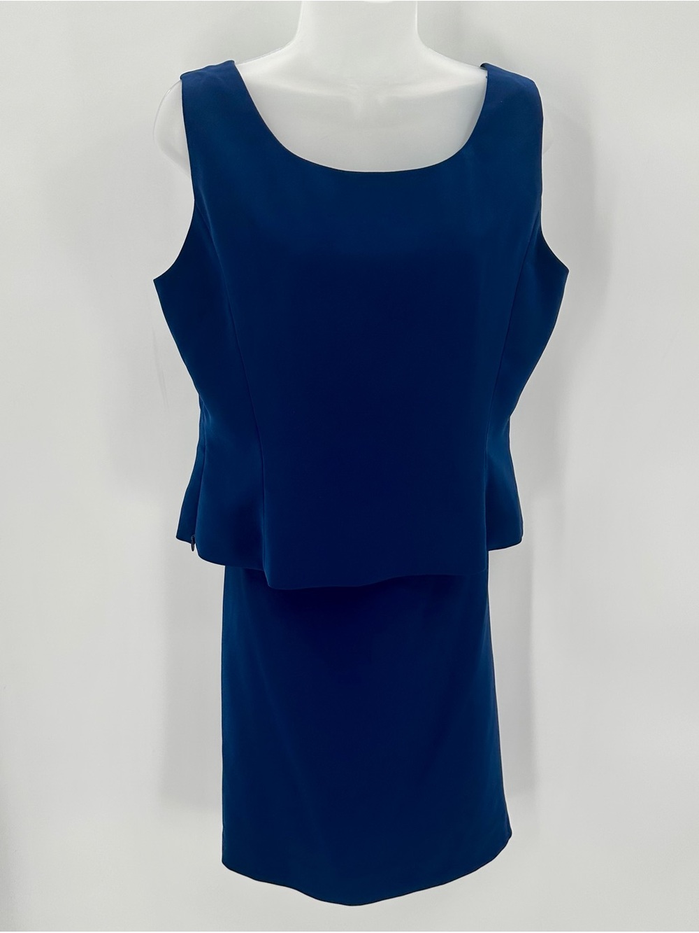 Le Suit 2 Pc Skirt Suit Womens 10 Blue Sleeveless Top Knee Length Corpcore READ